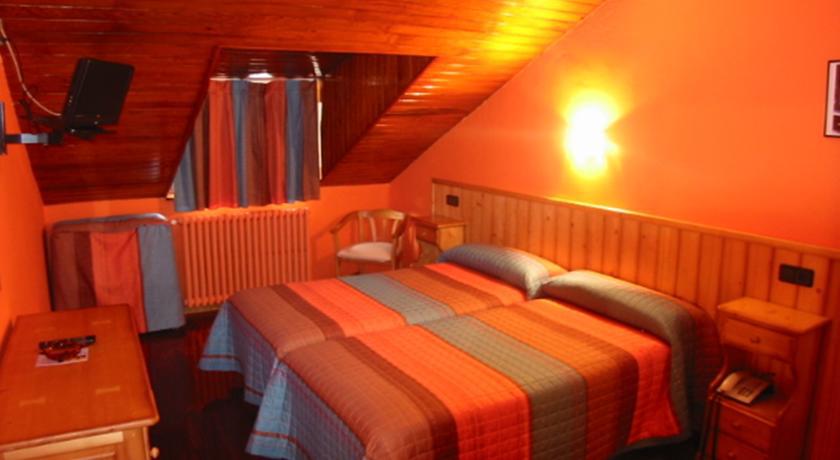 Hotel Navarro Panticosa Habitación foto